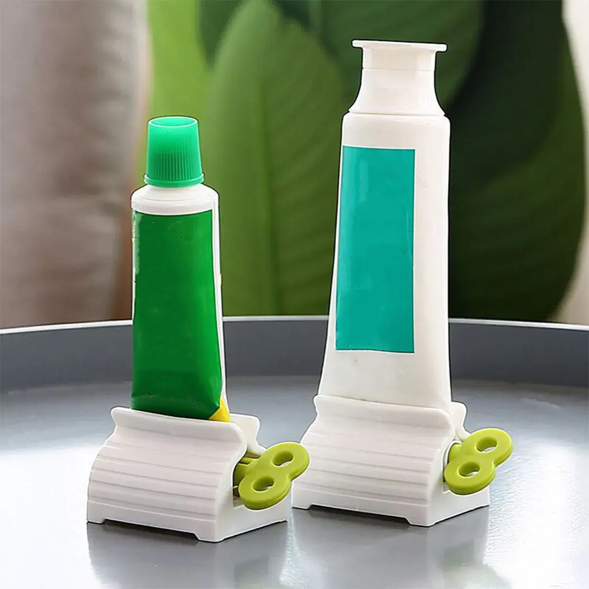 Toothpaste Squeezer Rolling Tube